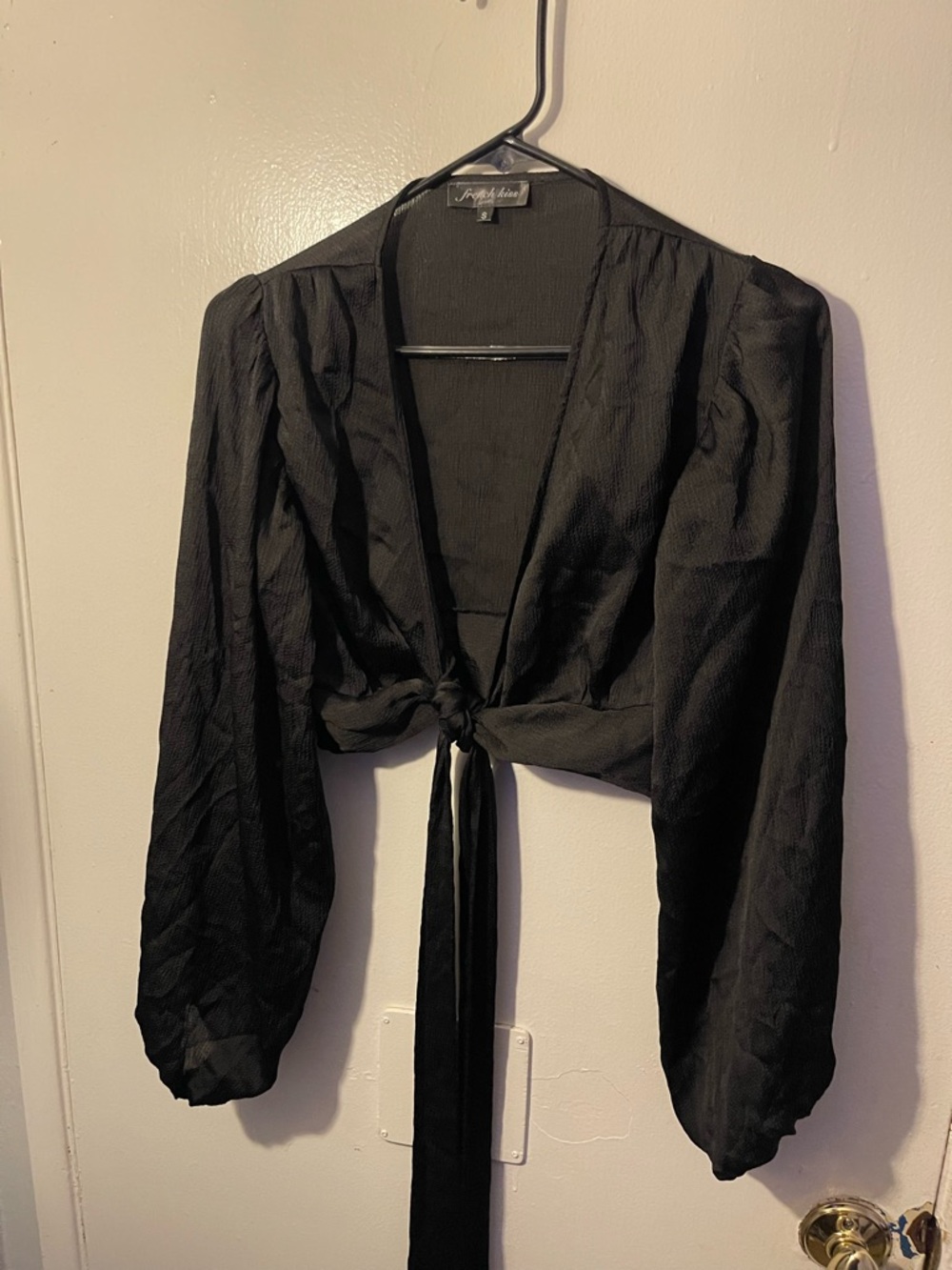 Tie-Front Black Crop Blouse with Balloon Sleeves